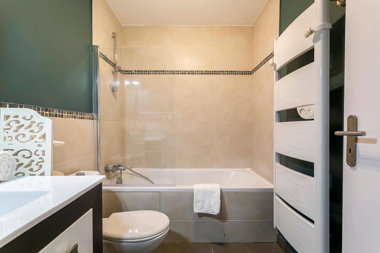 Hamac Suites - City Suites Jungle 1 ตาสแซ็ง-ลา-เดอมี-ลูน ภายนอก รูปภาพ